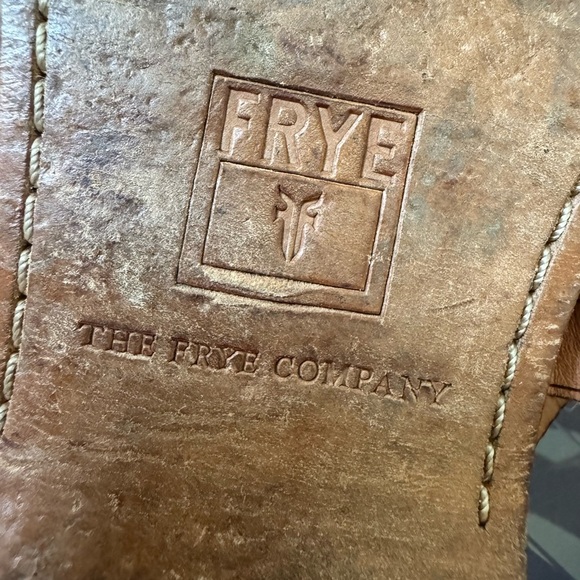 Frye Tan Leather Sandals FRYE RACHEL RING T STRAP SANDAL Size 8 - Picture 5 of 10